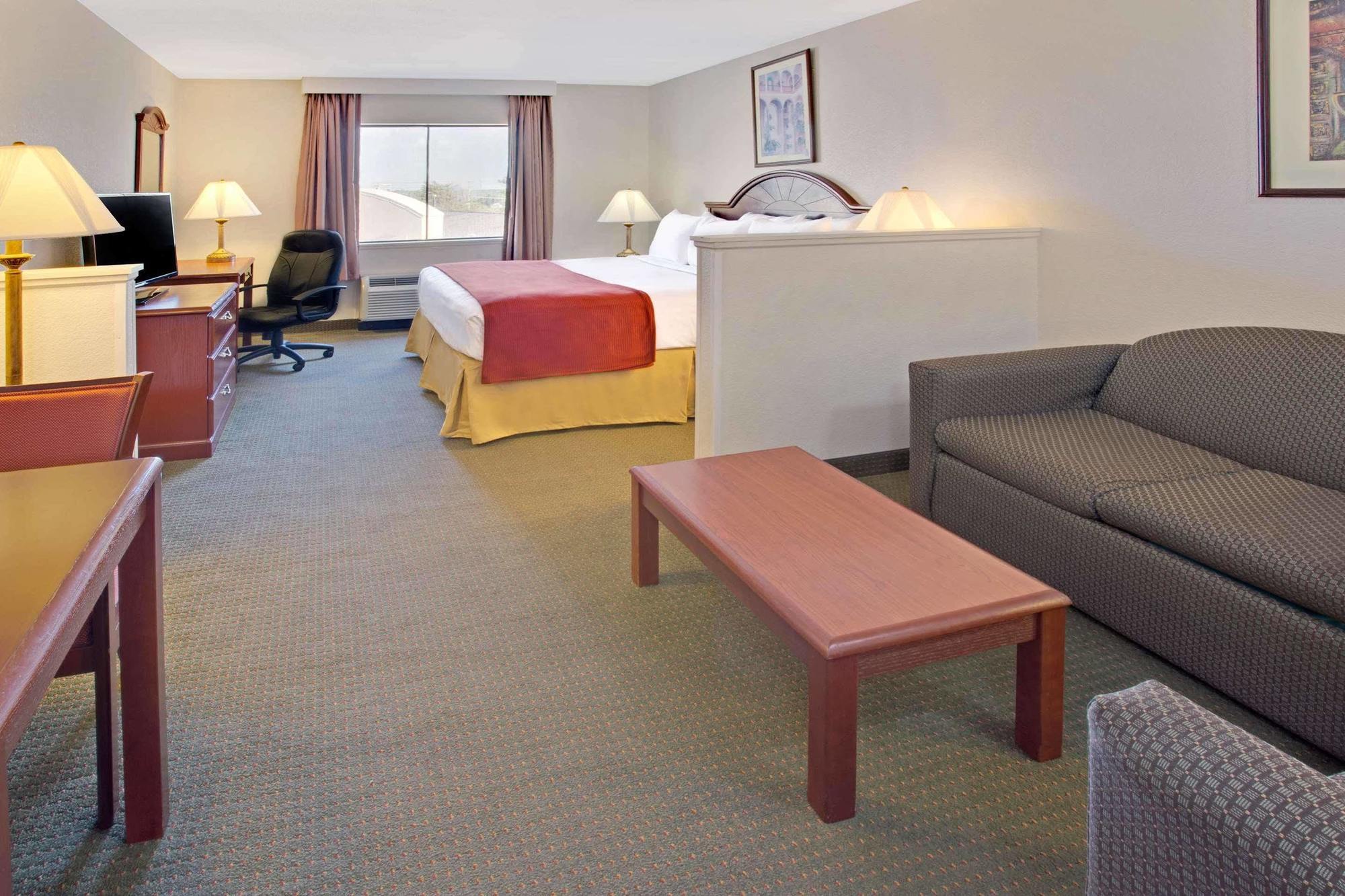 Days Inn & Suites By Wyndham Laurel Near Fort Meade Екстериор снимка
